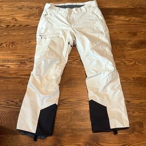 Orage women’s Clara insulated ski pants—never worn XL